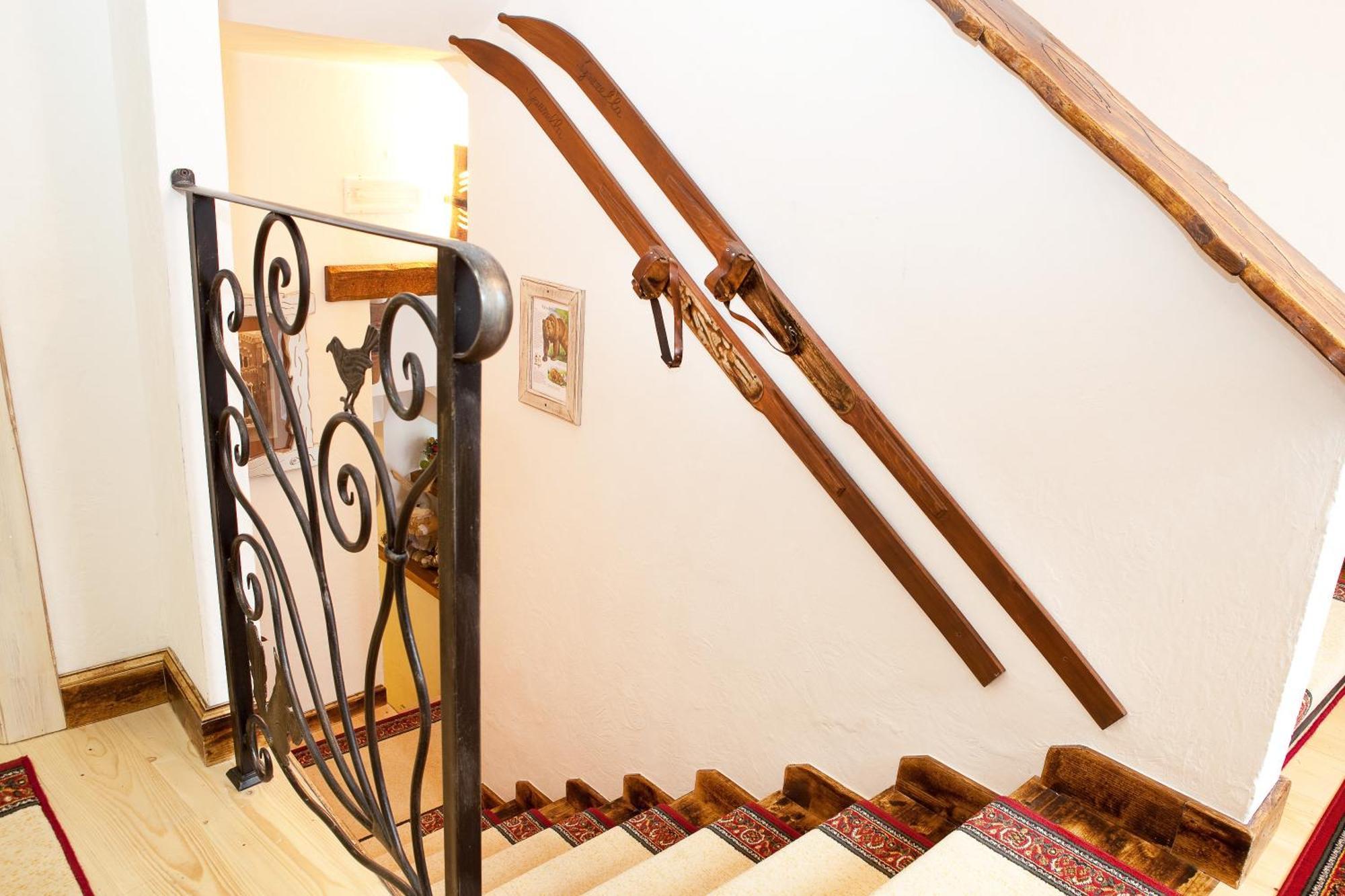 Hotel Garnì La Rua nel Bosco Rivisondoli Esterno foto